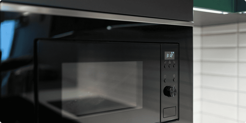 Comment bien entretenir son four à micro-ondes encastrable